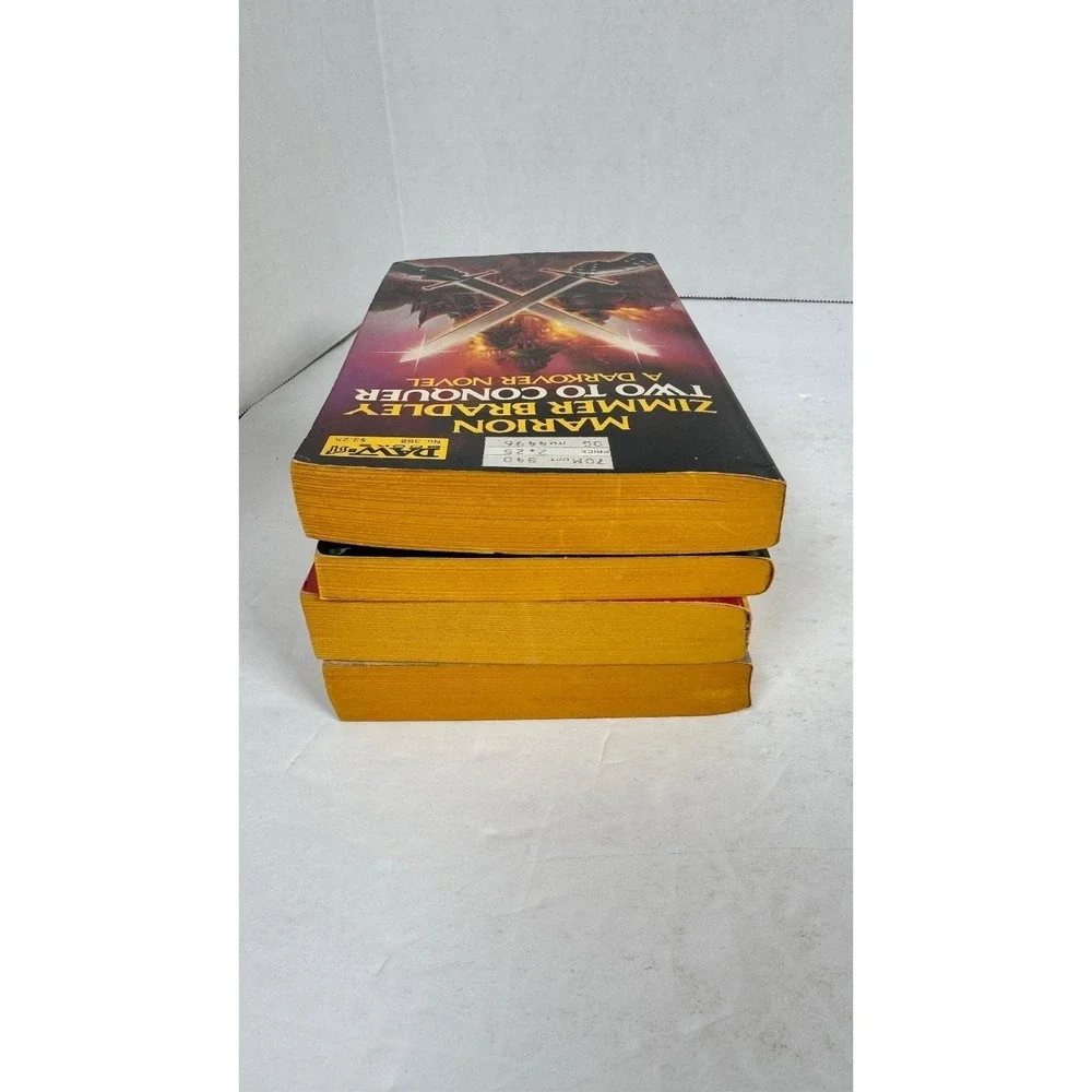 Marion‎ Zimmer Bradley Darkover Novels DAW Books Sci-Fi Fantasy Paperback Lot 4